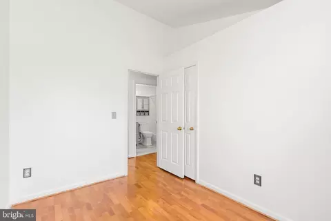 45310 Gable Sq, Sterling, VA 20164 photo 22