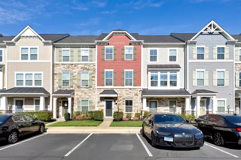 24977 Coats Sq, Aldie, VA 20105