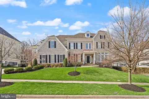 18911 Shropshire Ct, Leesburg, VA 20176