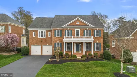 18344 Mid Ocean Pl, Leesburg, VA 20176
