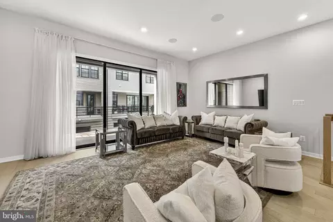 Other - 43433 Wilcox Ter, Ashburn, VA 20148 photo 4 of 29