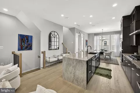 Entry Way - 43433 Wilcox Ter, Ashburn, VA 20148 photo 8 of 20