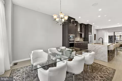 Dining - 43433 Wilcox Ter, Ashburn, VA 20148 photo 4 of 8