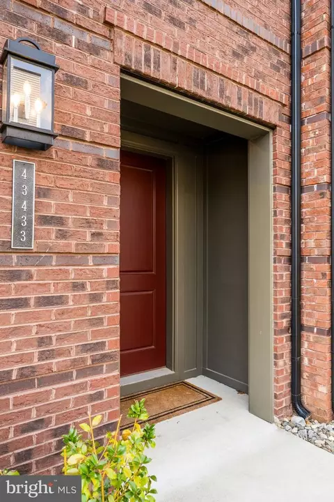 Exterior - 43433 Wilcox Ter, Ashburn, VA 20148 photo 3 of 5