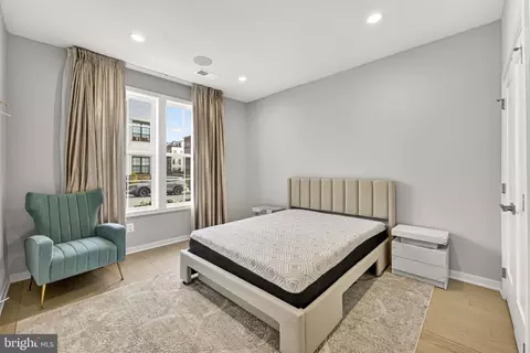 Bedroom - 43433 Wilcox Ter, Ashburn, VA 20148 photo 1 of 11