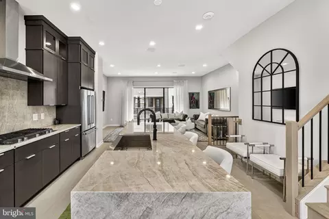 Entry Way - 43433 Wilcox Ter, Ashburn, VA 20148 photo 10 of 20