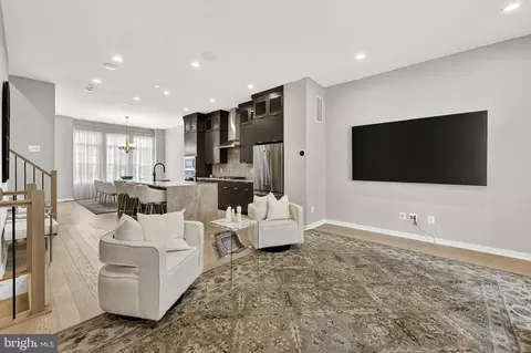 Entry Way - 43433 Wilcox Ter, Ashburn, VA 20148 photo 7 of 20