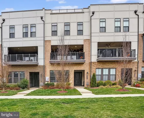 23048 Lavallette Sq, Brambleton, VA 20148