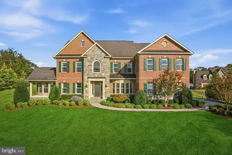 17348 Harmony Vista Dr, Hamilton, VA 20158