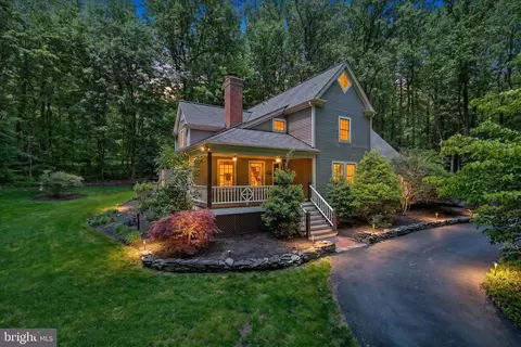 38074 Stevens Rd, Lovettsville, VA 20180