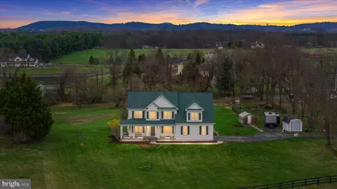 13642 Old Springhouse Ct, Lovettsville, VA 20180