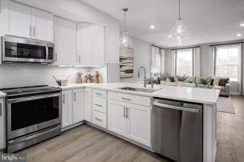Kitchen - 43791 Metro Ter, Ashburn, VA 20147 photo 1 of 3