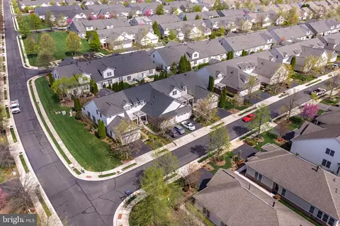 View/Area - 44348 Sunset Maple Dr, Ashburn, VA 20147 photo 6 of 11
