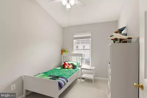 Bedroom - 42760 Atchison Ter, Chantilly, VA 20152 photo 4 of 4