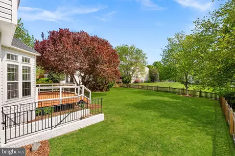 Exterior - 42839 Champney Ct, Broadlands, VA 20148 photo 5 of 8