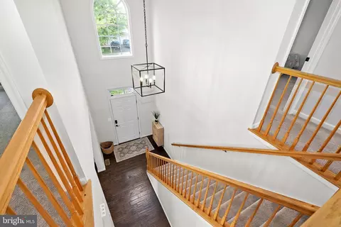 Entry Way - 42839 Champney Ct, Broadlands, VA 20148 photo 6 of 7