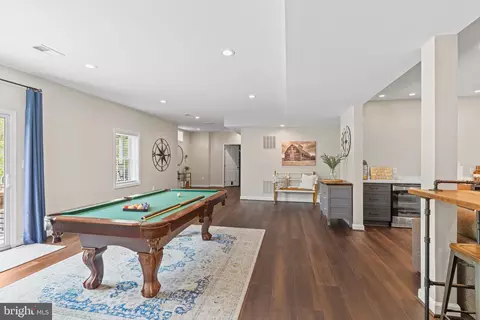 Entry Way - 25775 Tullow Pl, Chantilly, VA 20152 photo 15 of 16
