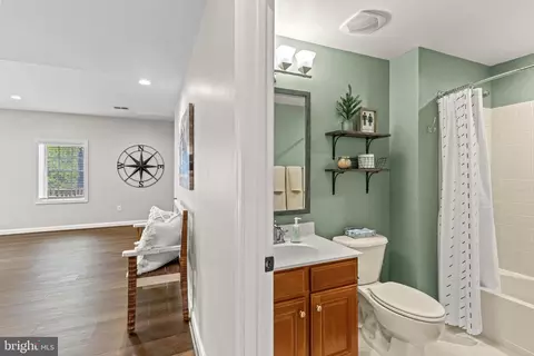 Other - 25775 Tullow Pl, Chantilly, VA 20152 photo 16 of 22