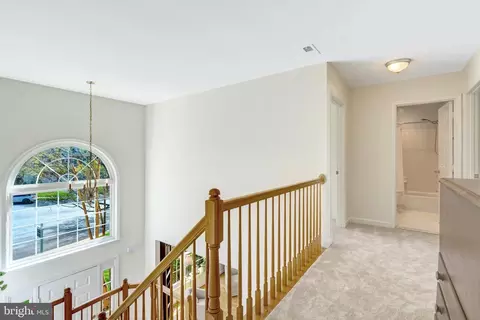 20799 Amberview Ct, Ashburn, VA 20147 photo 34