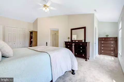 20799 Amberview Ct, Ashburn, VA 20147 photo 20