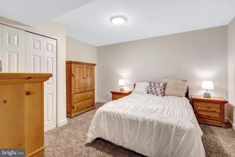 20799 Amberview Ct, Ashburn, VA 20147 photo 37