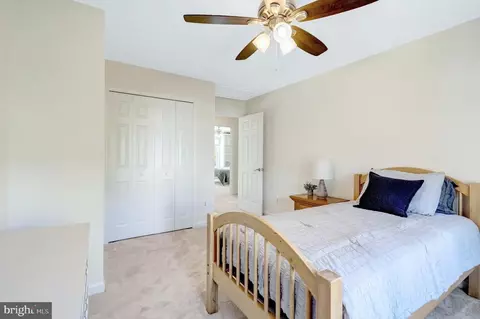 20799 Amberview Ct, Ashburn, VA 20147 photo 30