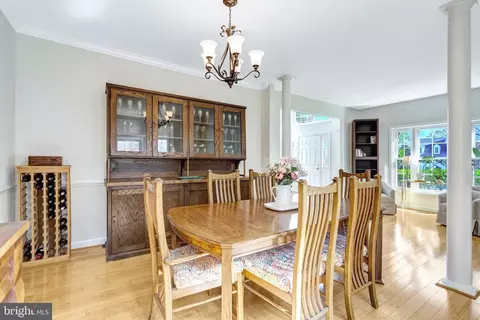 20799 Amberview Ct, Ashburn, VA 20147 photo 5