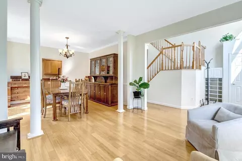 20799 Amberview Ct, Ashburn, VA 20147 photo 4