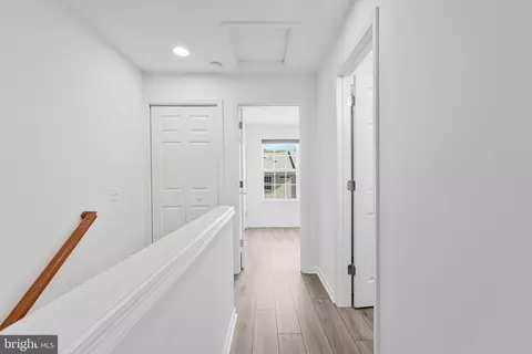 Entry Way - 42746 Tunstall Ter, Ashburn, VA 20147 photo 5 of 7