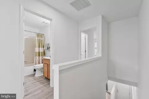 Entry Way - 42746 Tunstall Ter, Ashburn, VA 20147 photo 6 of 7
