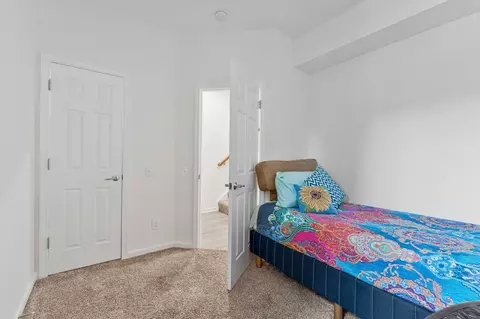 Bedroom - 42746 Tunstall Ter, Ashburn, VA 20147 photo 12 of 12