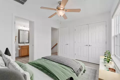 Bedroom - 42746 Tunstall Ter, Ashburn, VA 20147 photo 8 of 12