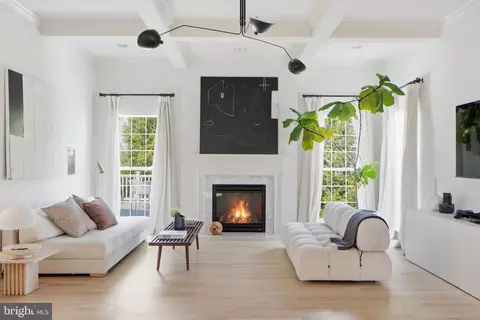 Other - 22320 Lost Branch Cir, Ashburn, VA 20148 photo 2 of 10