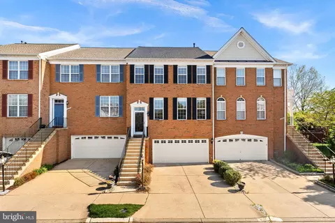 Exterior - 21555 Trowbridge Sq, Ashburn, VA 20147 photo 14 of 14