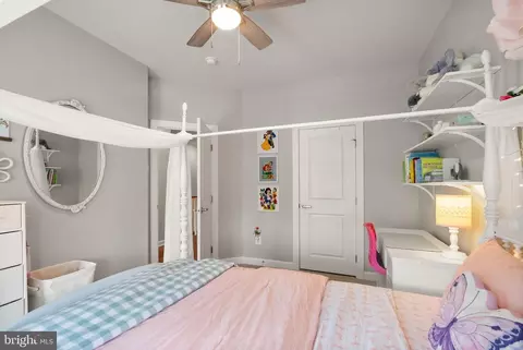 Bedroom - 22286 Foundation Dr, Ashburn, VA 20148 photo 6 of 6