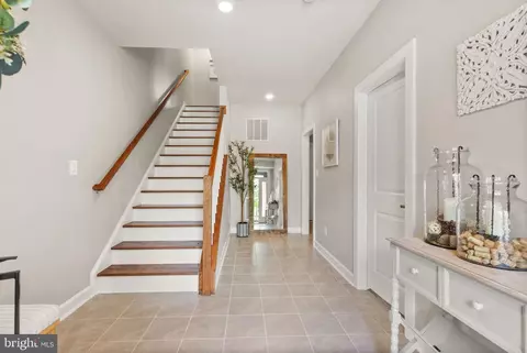 Entry Way - 22286 Foundation Dr, Ashburn, VA 20148 photo 1 of 7