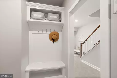 Entry Way - 22286 Foundation Dr, Ashburn, VA 20148 photo 4 of 7