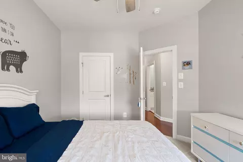 Bedroom - 22286 Foundation Dr, Ashburn, VA 20148 photo 4 of 6