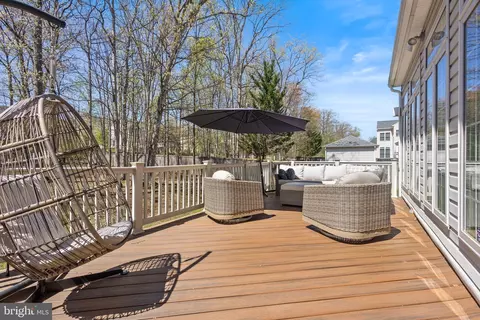 Exterior - 22579 Forest Manor Dr, Ashburn, VA 20148 photo 3 of 11