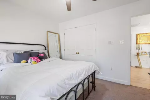 Bedroom - 22579 Forest Manor Dr, Ashburn, VA 20148 photo 8 of 10