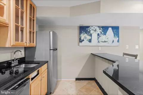 Kitchen - 22579 Forest Manor Dr, Ashburn, VA 20148 photo 7 of 7