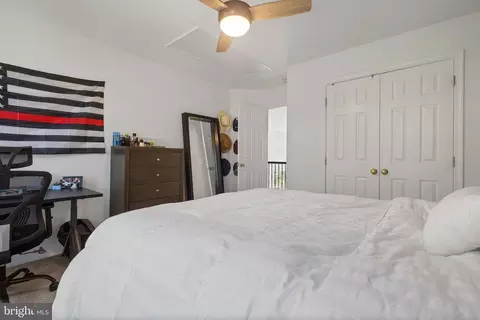 Bedroom - 22579 Forest Manor Dr, Ashburn, VA 20148 photo 6 of 10