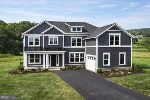 16054 Keymer Hill Ct, Hamilton, VA 20158