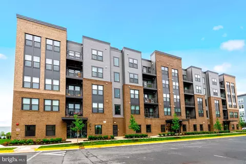 21950 Garganey Ter #407, Ashburn, VA 20147