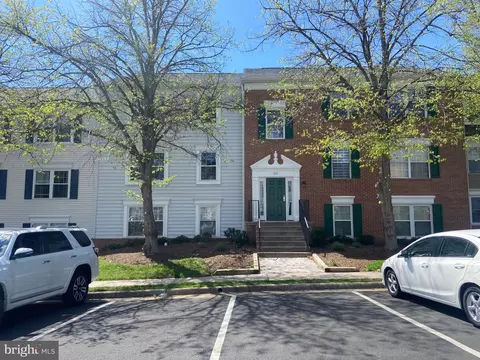 113 Prosperity Ave SE #C, Leesburg, VA 20175