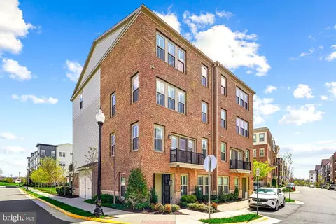 23608 Havelock Walk Ter, Ashburn, VA 20148