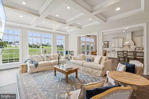 35490 Sunny Ridge Rd, Round Hill, VA 20141