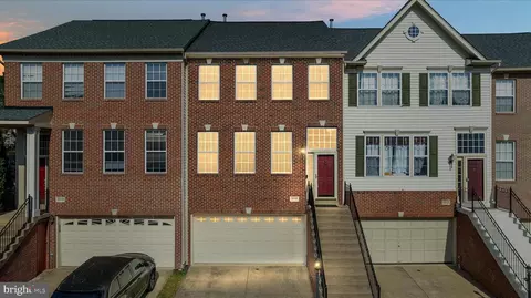 21050 Roaming Shores Ter, Ashburn, VA 20147