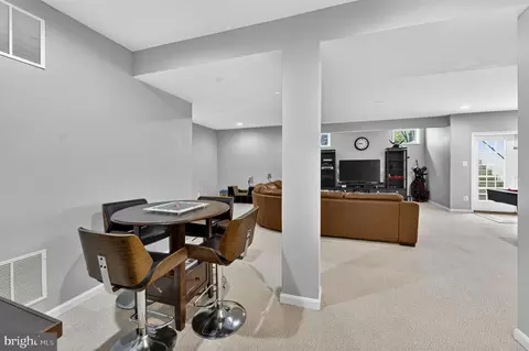 Entry Way - 42758 Glenside Dr, Brambleton, VA 20148 photo 24 of 28