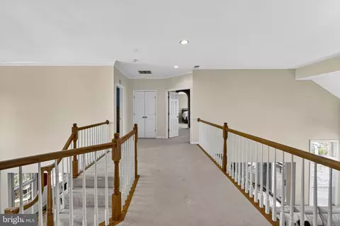 Entry Way - 42758 Glenside Dr, Brambleton, VA 20148 photo 18 of 28